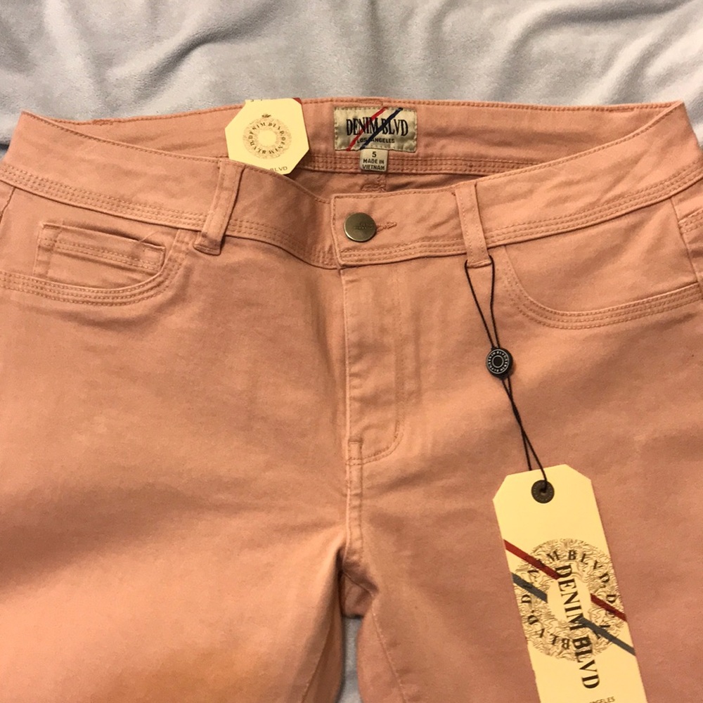 Pink jeans - Picture 2 of 2